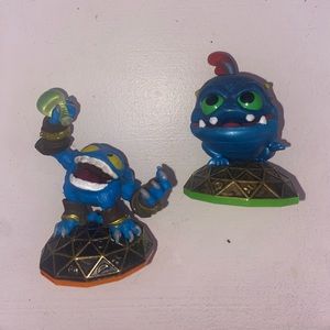 2 piece Skylanders set